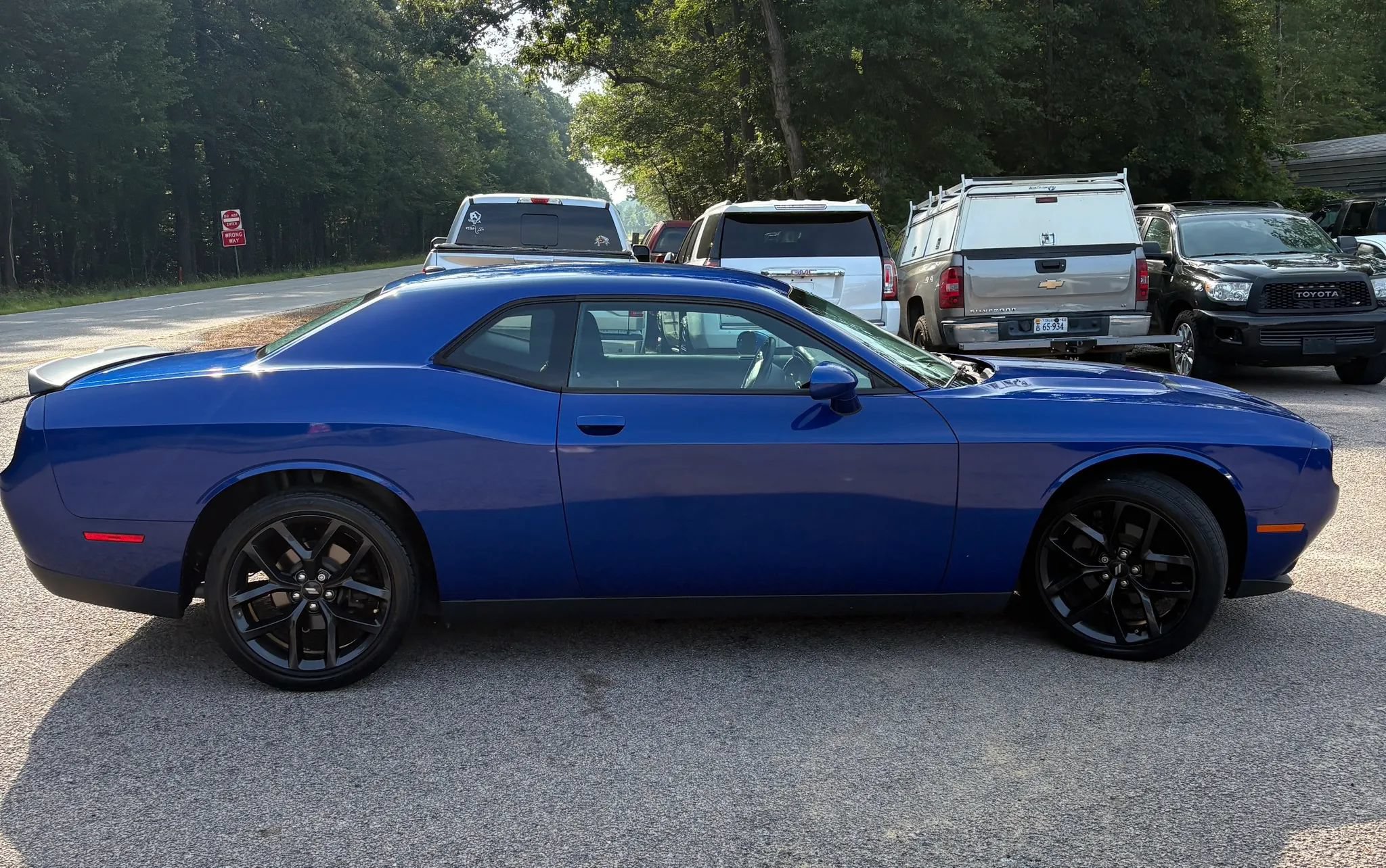 Used 2019 Dodge Challenger SXT w/ Blacktop Package RWD image 7