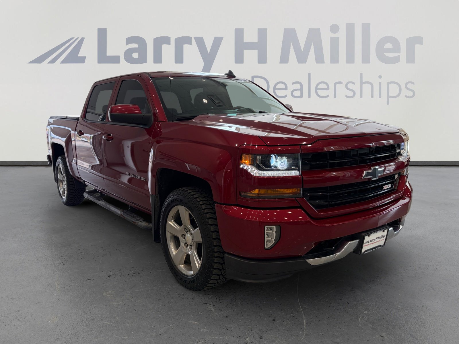 Used 2018 Chevrolet Silverado 1500 LT w/ All Star Edition image 7