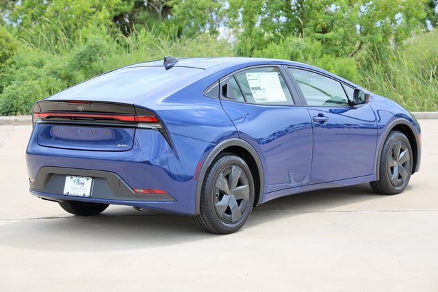 New 2026 Toyota Prius LE image 8