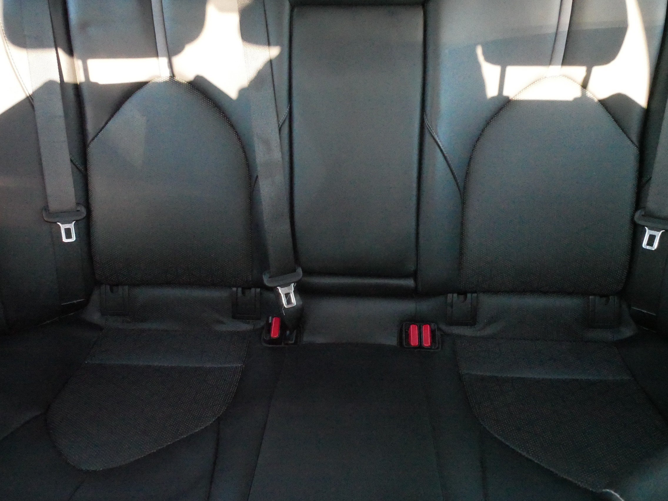 Used 2018 Toyota Camry XSE FWD image 13