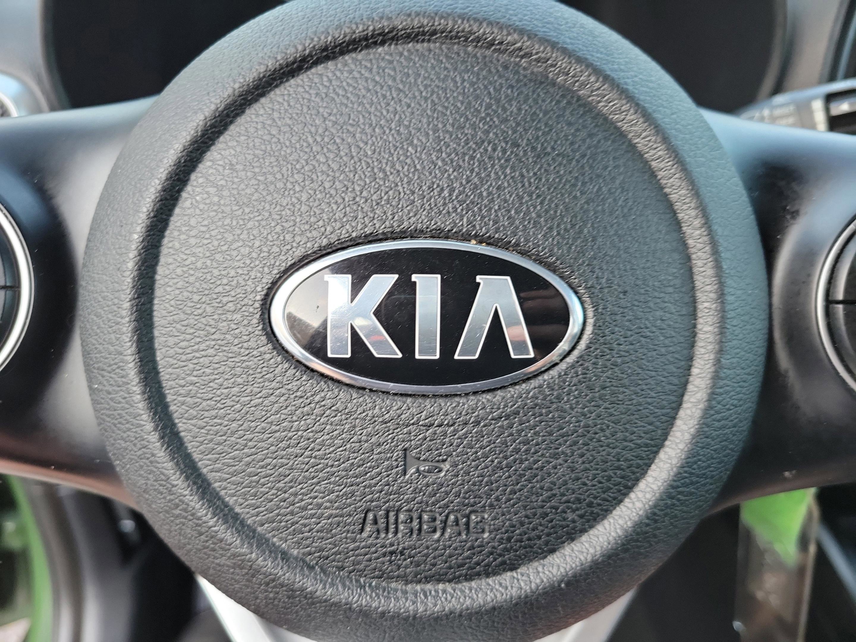 Used 2020 Kia Soul X-Line image 32