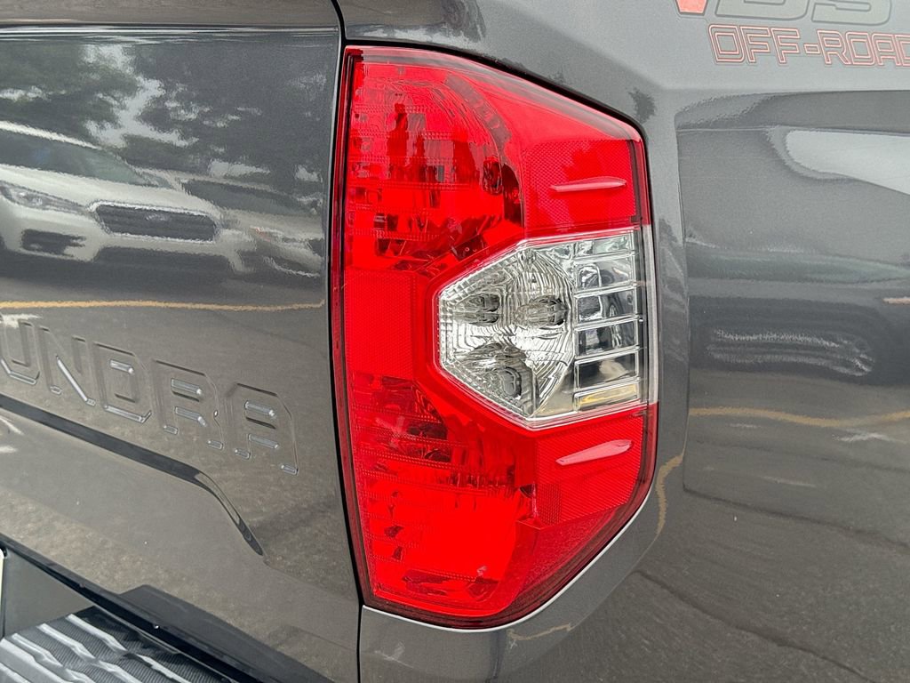 Used 2018 Toyota Tundra SR5 RWD image 31
