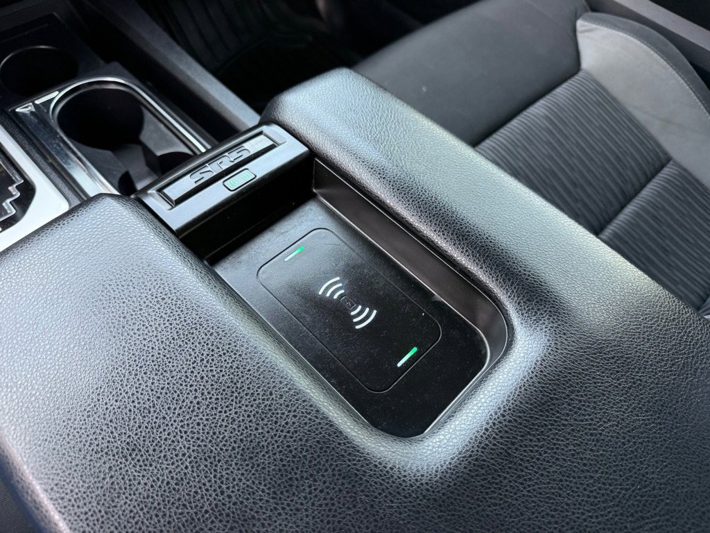 Used 2015 Toyota Tundra SR5 w/ SR5 Upgrade Package image 36