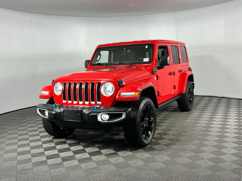 Used 2022 Jeep Wrangler Unlimited Sahara w/ Cold Weather Group image 10