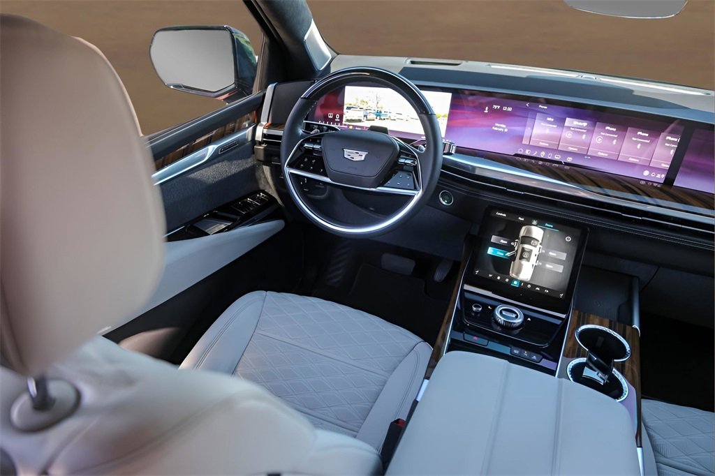 Certified 2025 Cadillac Escalade Sport Platinum w/ LPO, ONYX Package image 28