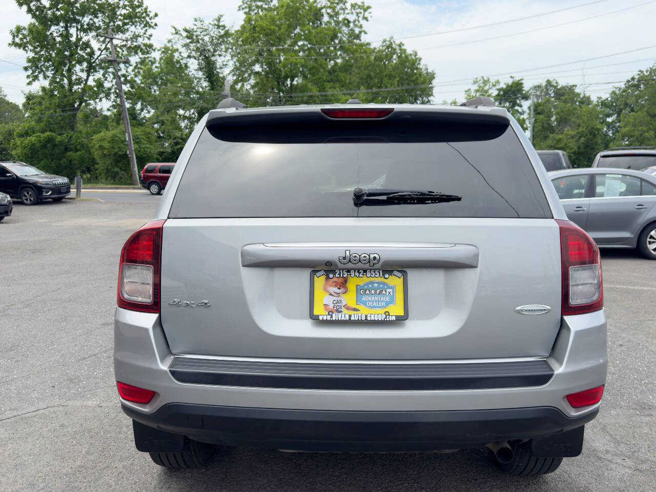 Used 2015 Jeep Compass Latitude AWD/4WD image 5