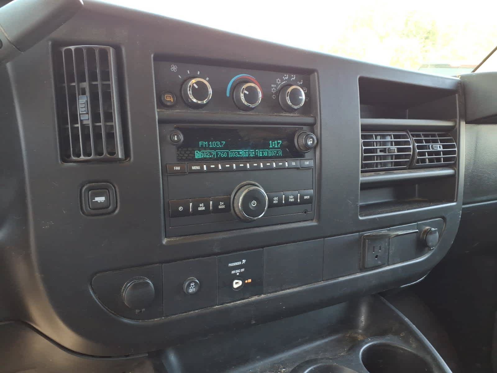 Used 2021 Chevrolet Express 2500 w/ Driver Convenience Package RWD image 11