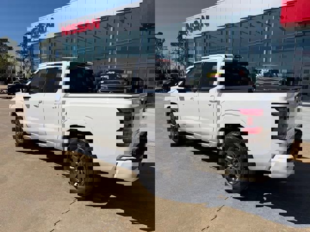 New 2026 Nissan Frontier SV image 3