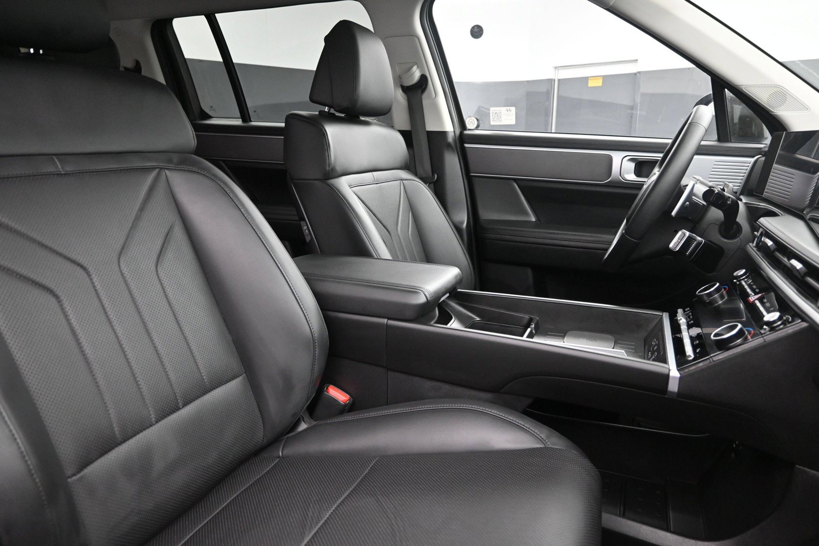 Used 2026 Hyundai Santa Fe SEL AWD/4WD image 26