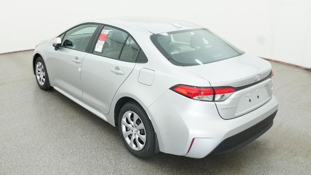 Used 2026 Toyota Corolla LE FWD image 8