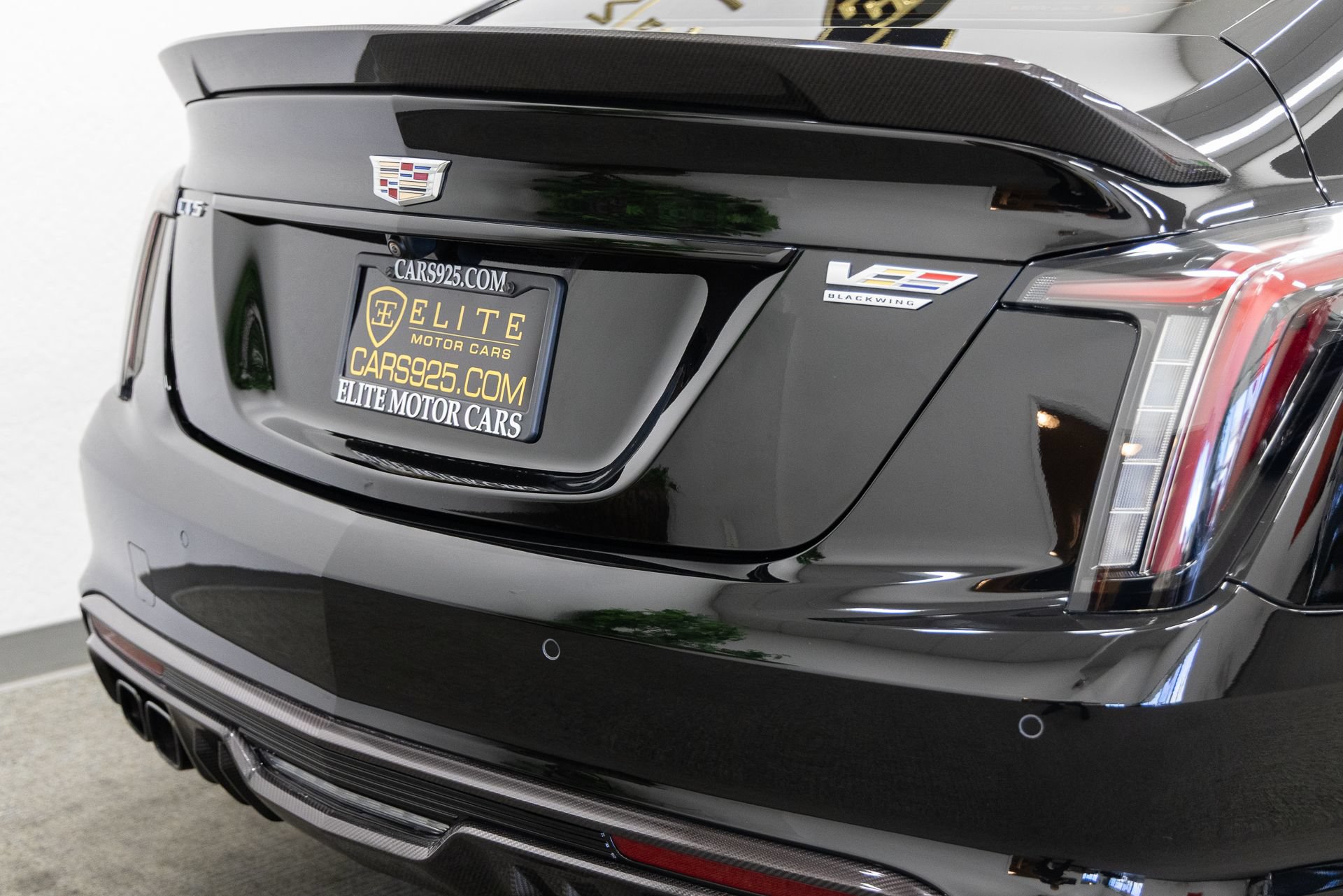 Used 2023 Cadillac CT5 V Blackwing w/ Carbon Fiber Package 2 RWD image 26