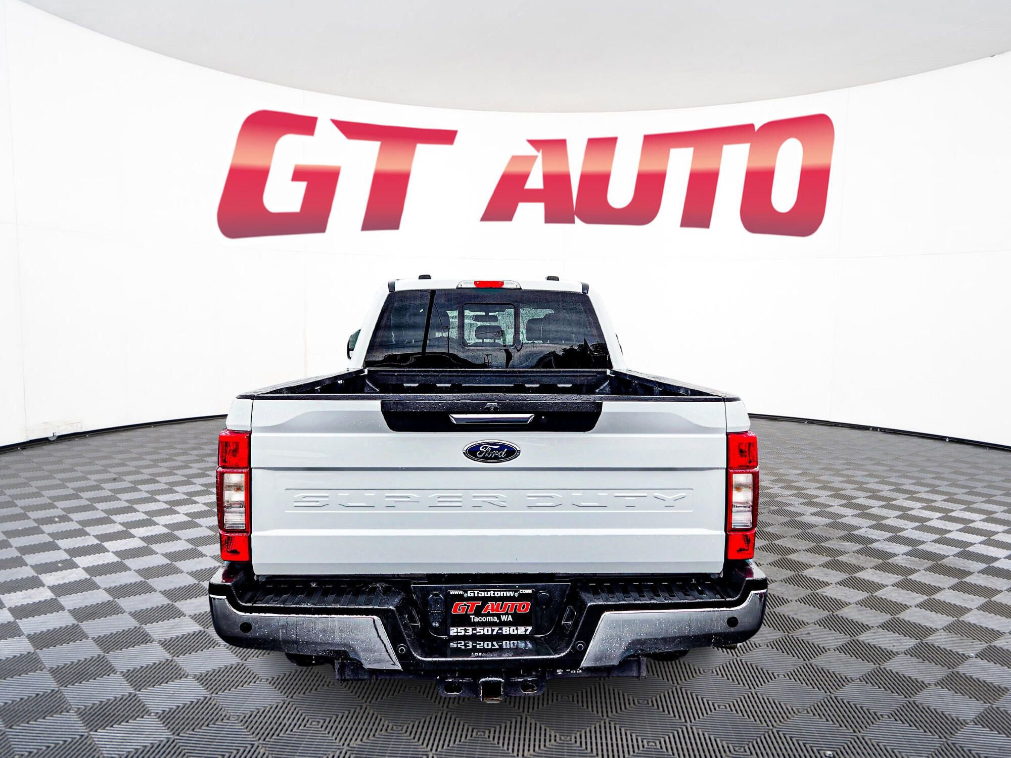Used 2022 Ford F250 Lariat w/ Lariat Value Package image 6