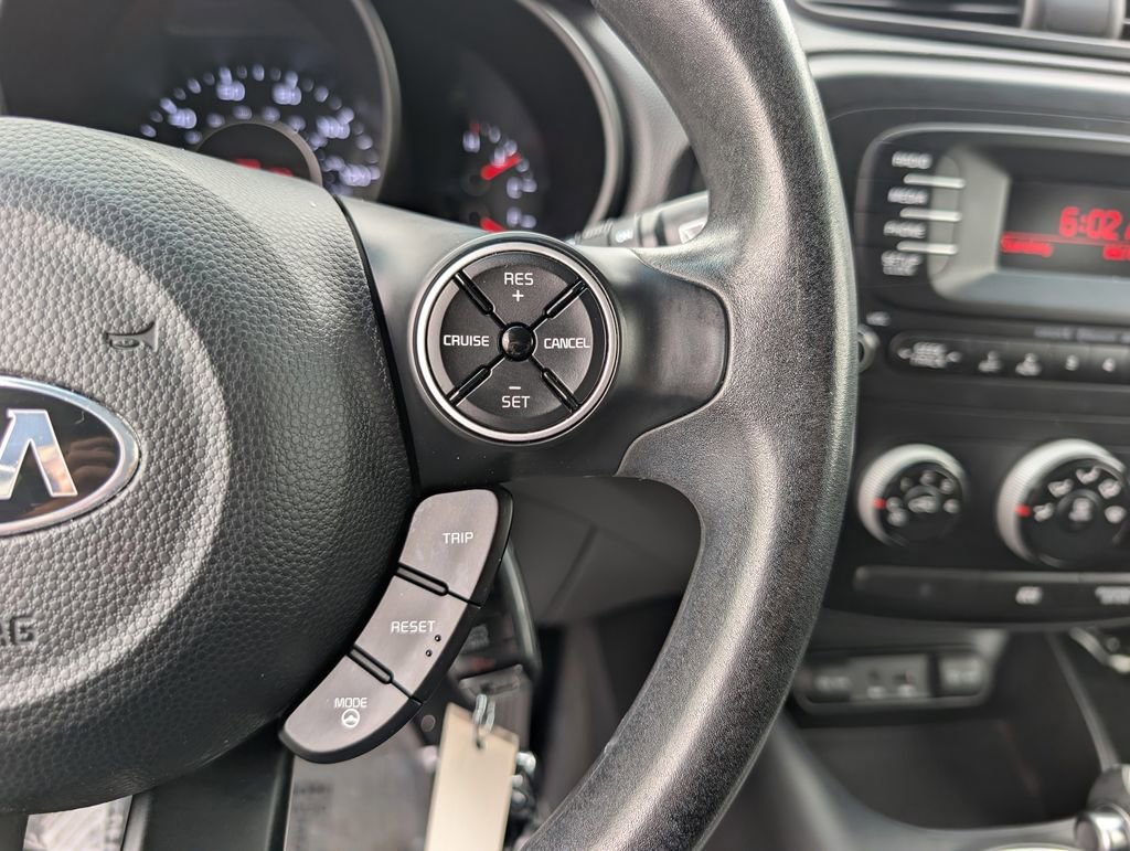 Used 2014 Kia Soul + FWD image 24
