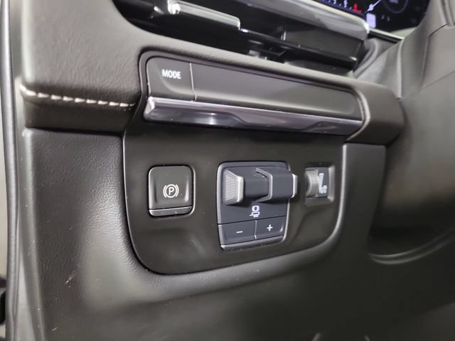 Used 2021 Cadillac Escalade ESV Premium Luxury w/ Performance Package RWD image 25