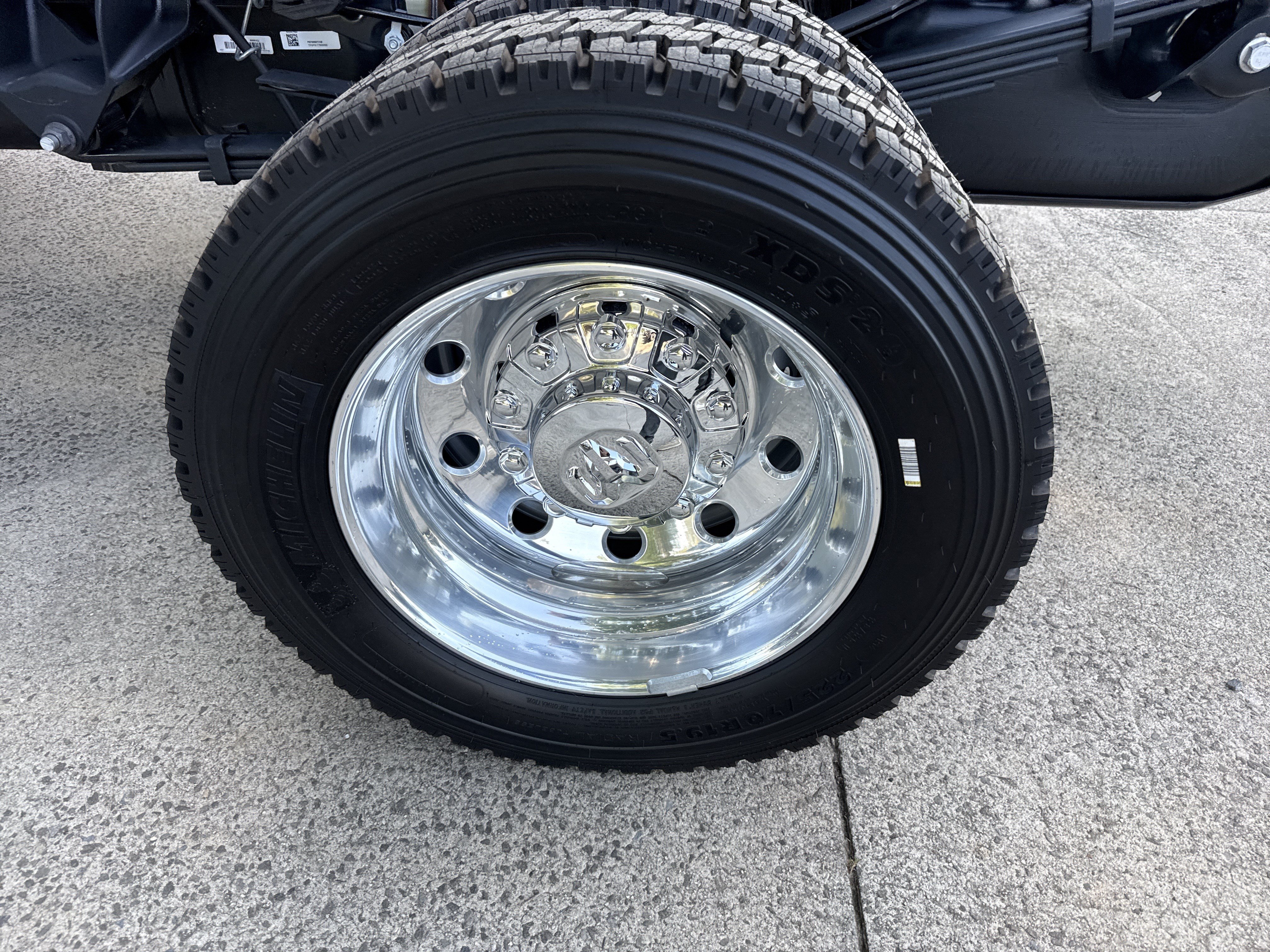 New 2026 RAM 5500 4x4 Crew Cab w/ Laramie Trim Package image 18
