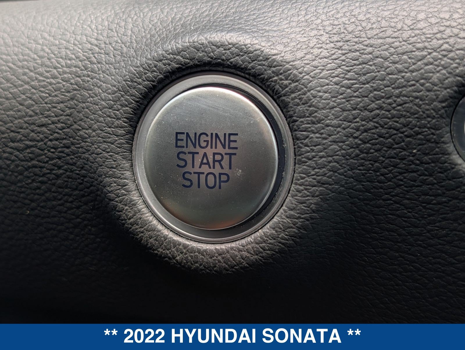 Used 2022 Hyundai Sonata SEL w/ Preferred Accessory Package FWD image 32