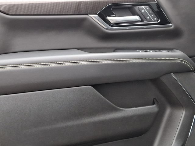 Used 2025 GMC Yukon XL Elevation AWD/4WD image 21