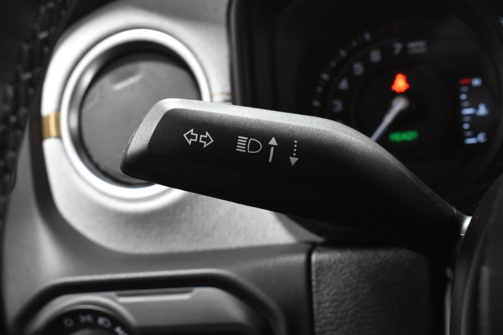 Used 2025 Jeep Wrangler Sahara image 11