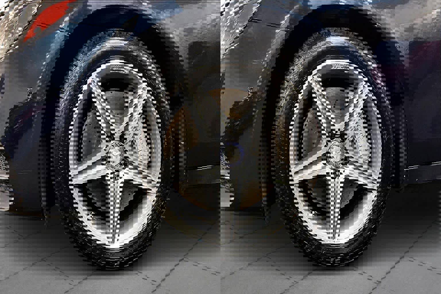 Used 2017 Mercedes-Benz E 300 4MATIC image 10