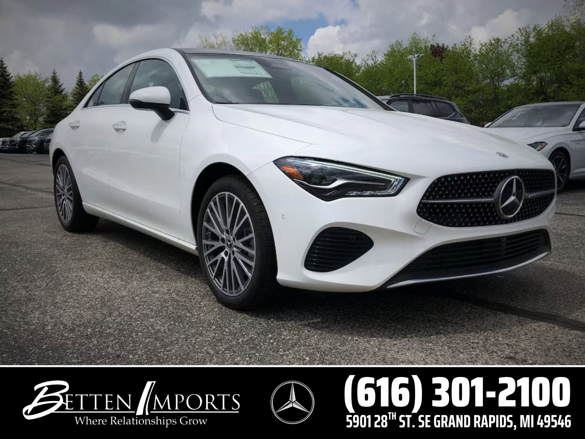 New 2025 Mercedes-Benz CLA 250 4MATIC image 1