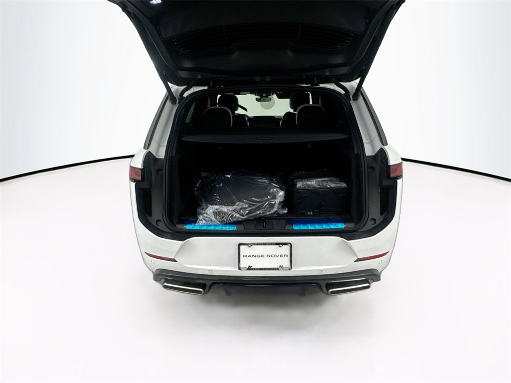 New 2026 Land Rover Range Rover Sport Dynamic SE image 26