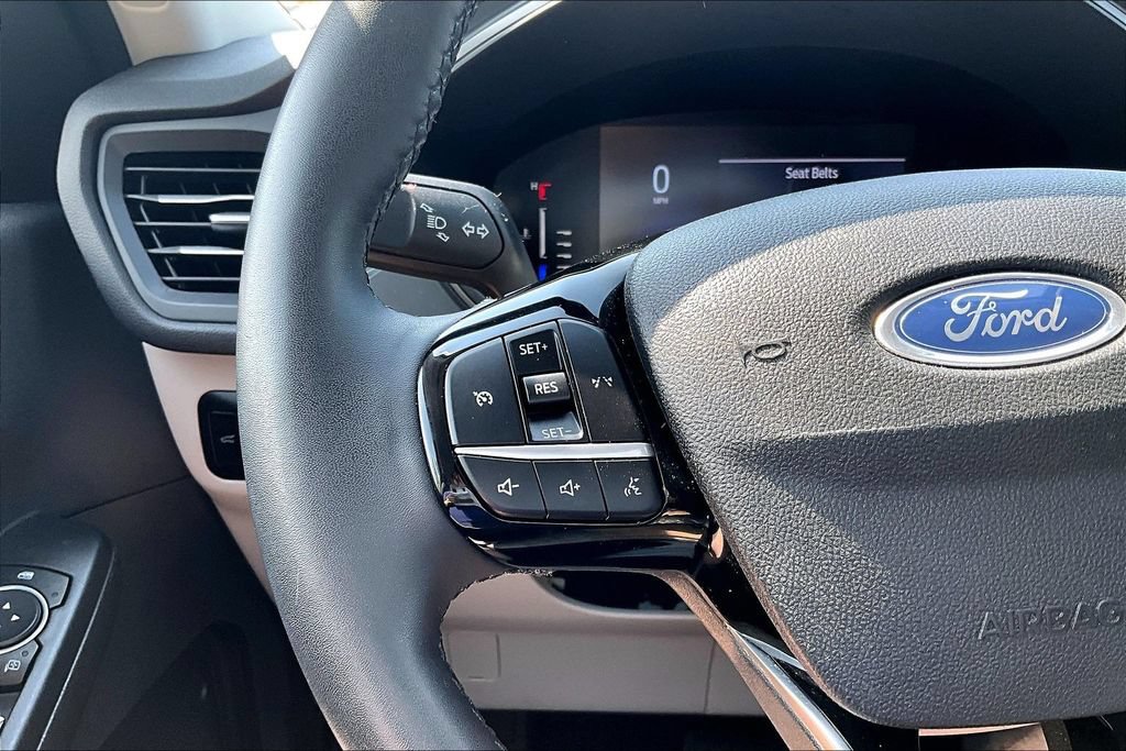 Used 2023 Ford Escape Active AWD/4WD image 17