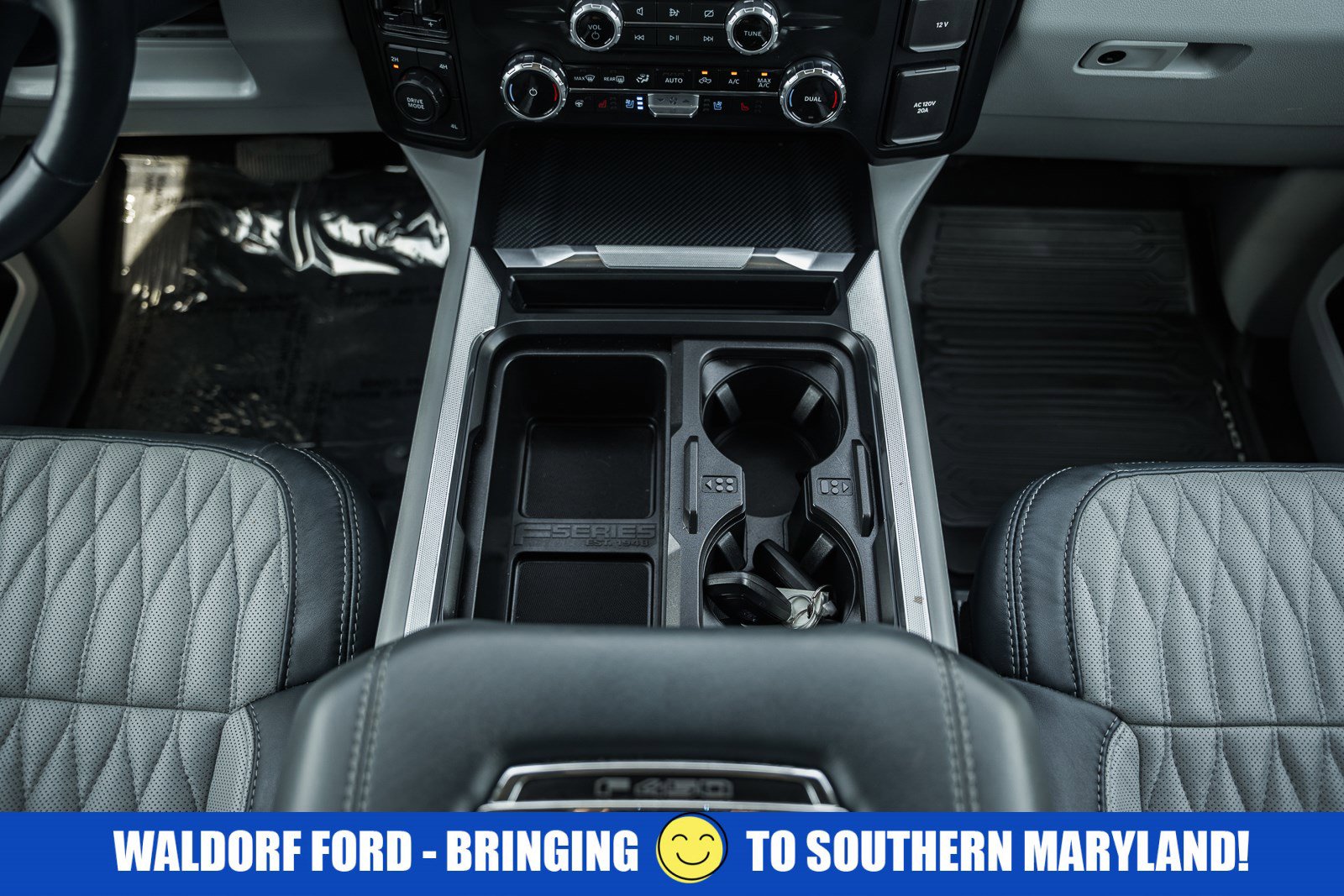 Used 2023 Ford F450 Limited w/ FX4 Off-Road Package image 37