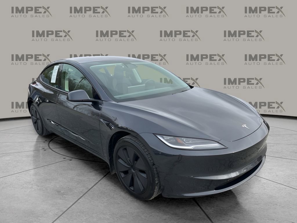 Used 2024 Tesla Model 3 Standard Range image 7