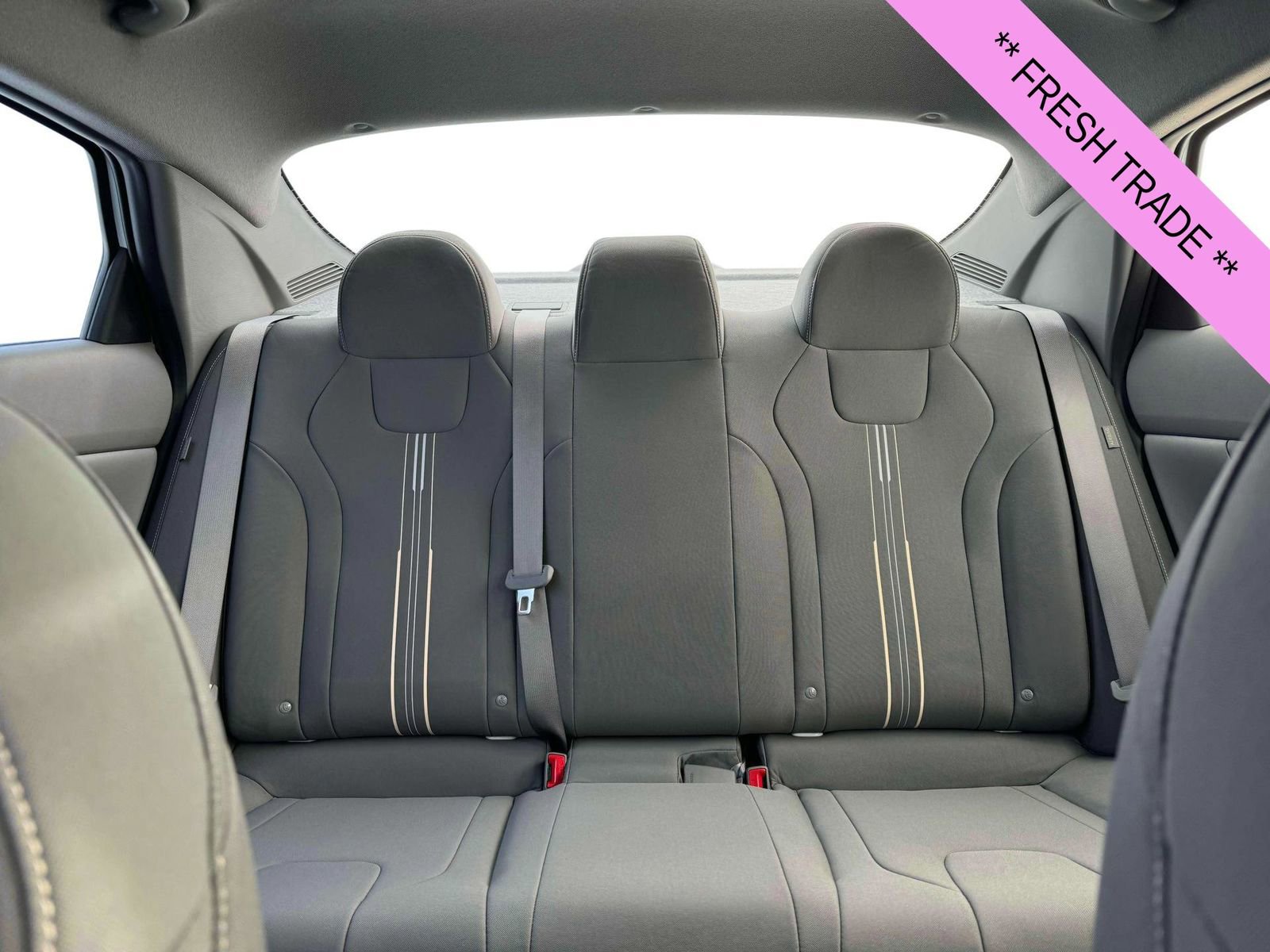 Used 2025 Hyundai Elantra Sport image 18