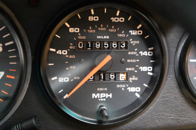 Used 1993 Porsche 911 Carrera image 73