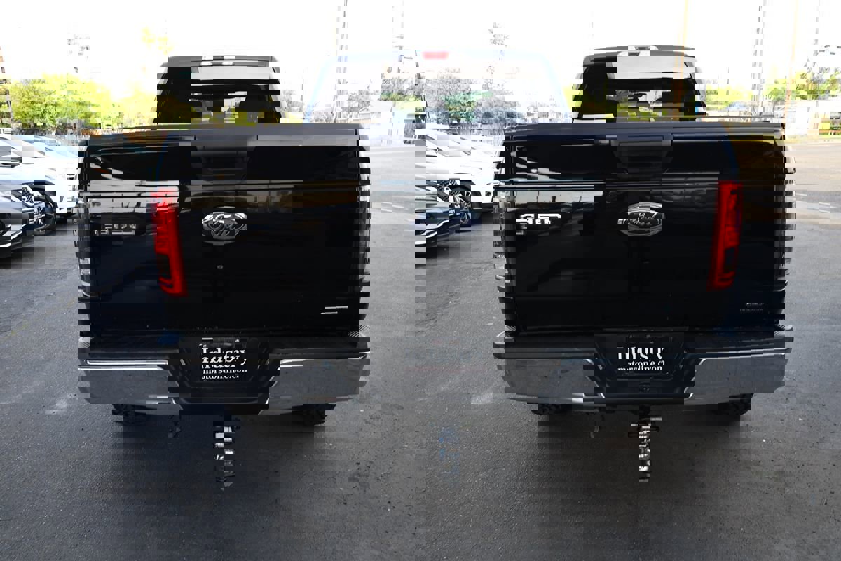 Used 2016 Ford F150 XLT image 5