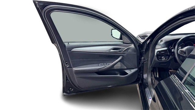 Used 2018 BMW 530i image 10