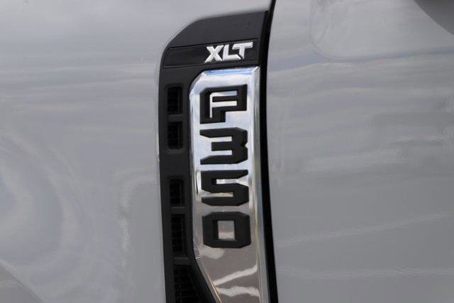 New 2026 Ford F350 XLT image 3