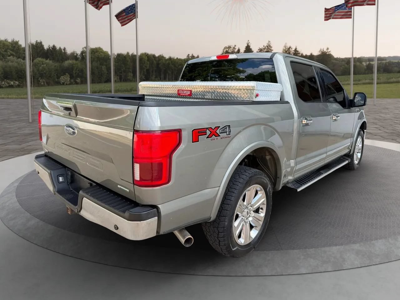 Used 2020 Ford F150 Lariat w/ Equipment Group 502A Luxury AWD/4WD image 9