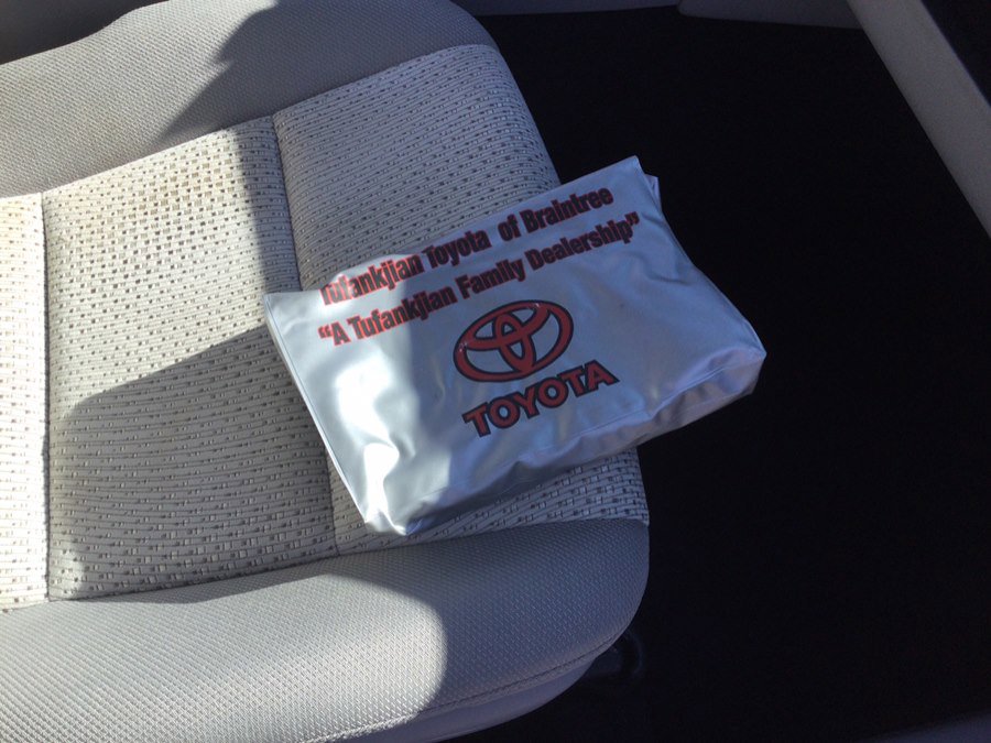 Used 2014 Toyota Camry LE image 22