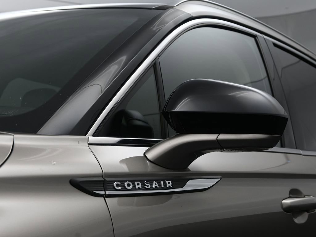 Used 2021 Lincoln Corsair FWD w/ Premium Package image 11