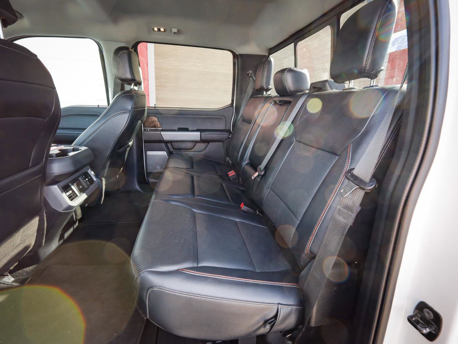 Used 2024 Ford F250 Lariat image 30