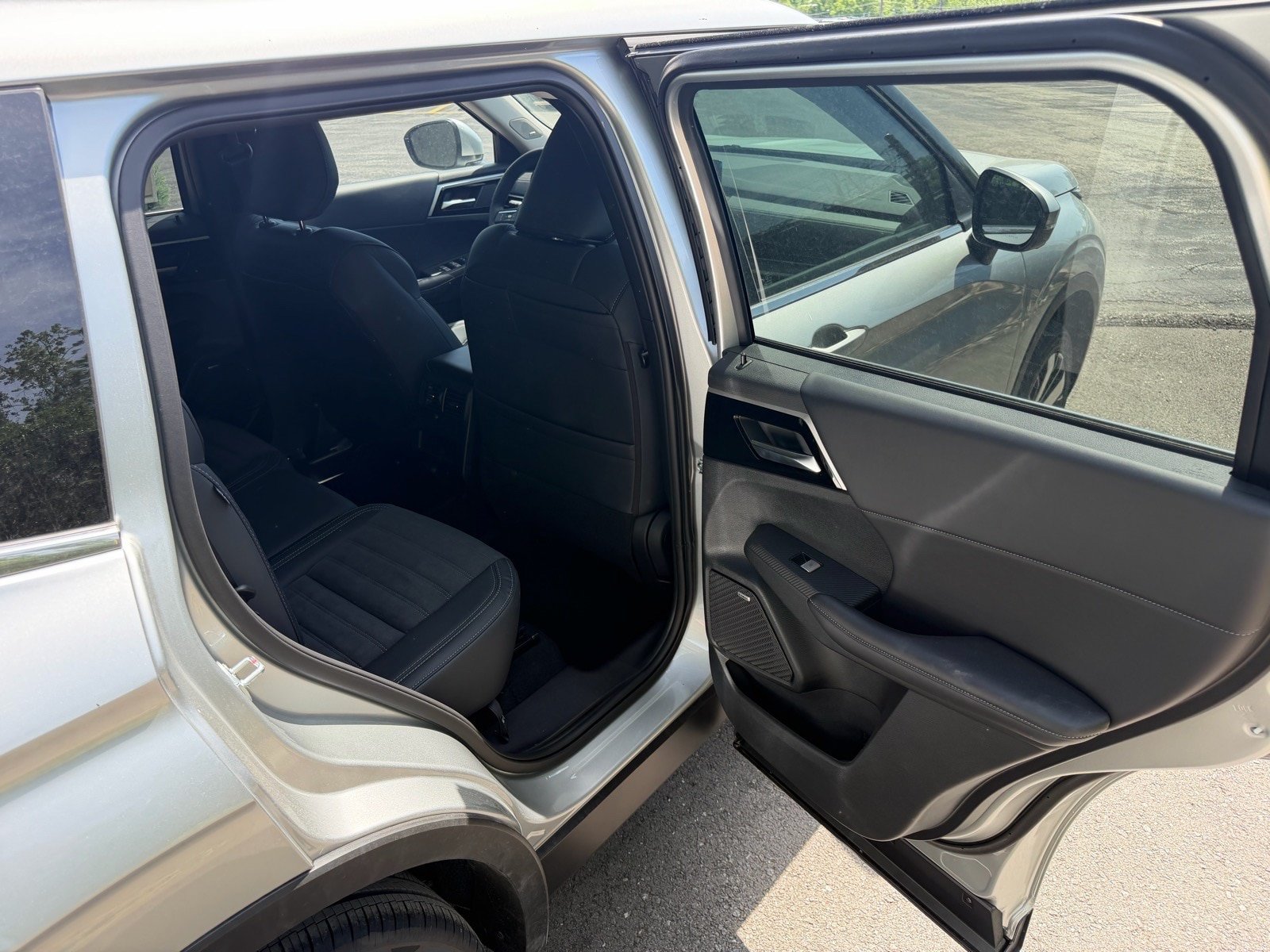 New 2026 Mitsubishi Outlander SE AWD/4WD image 13