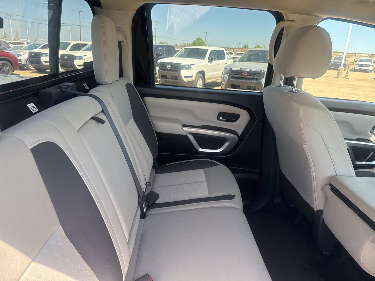 Certified 2024 Nissan Titan SV image 30