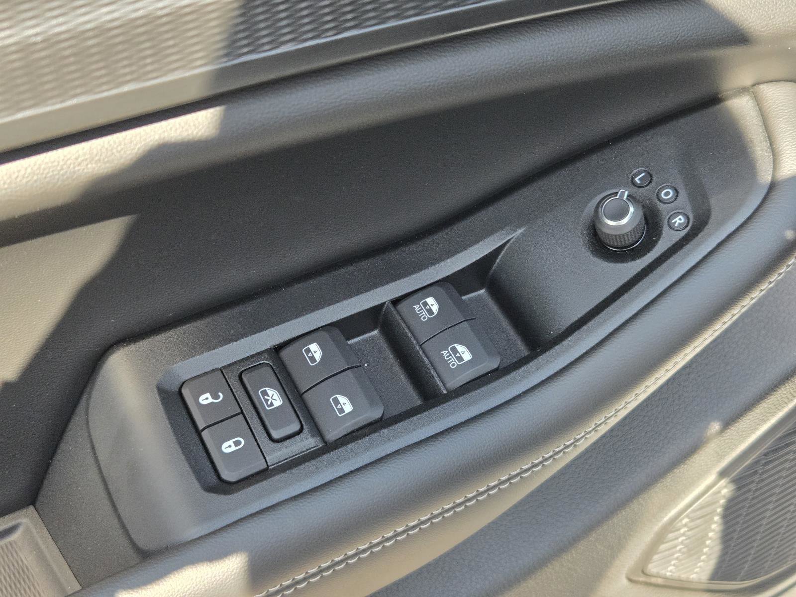 New 2026 Jeep Grand Cherokee L Laredo RWD image 21