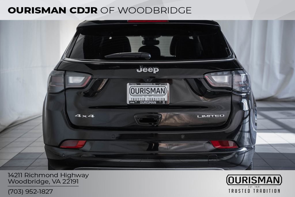 Used 2024 Jeep Compass Limited w/ Elite Group image 6