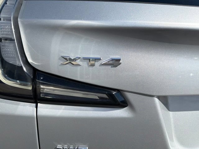 Used 2022 Cadillac XT4 Sport w/ Cold Weather Package AWD/4WD image 10