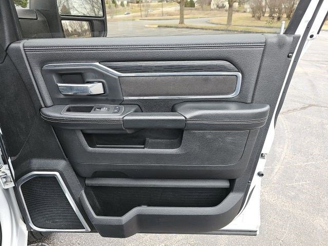 Used 2024 RAM 2500 Laramie w/ Night Edition image 12