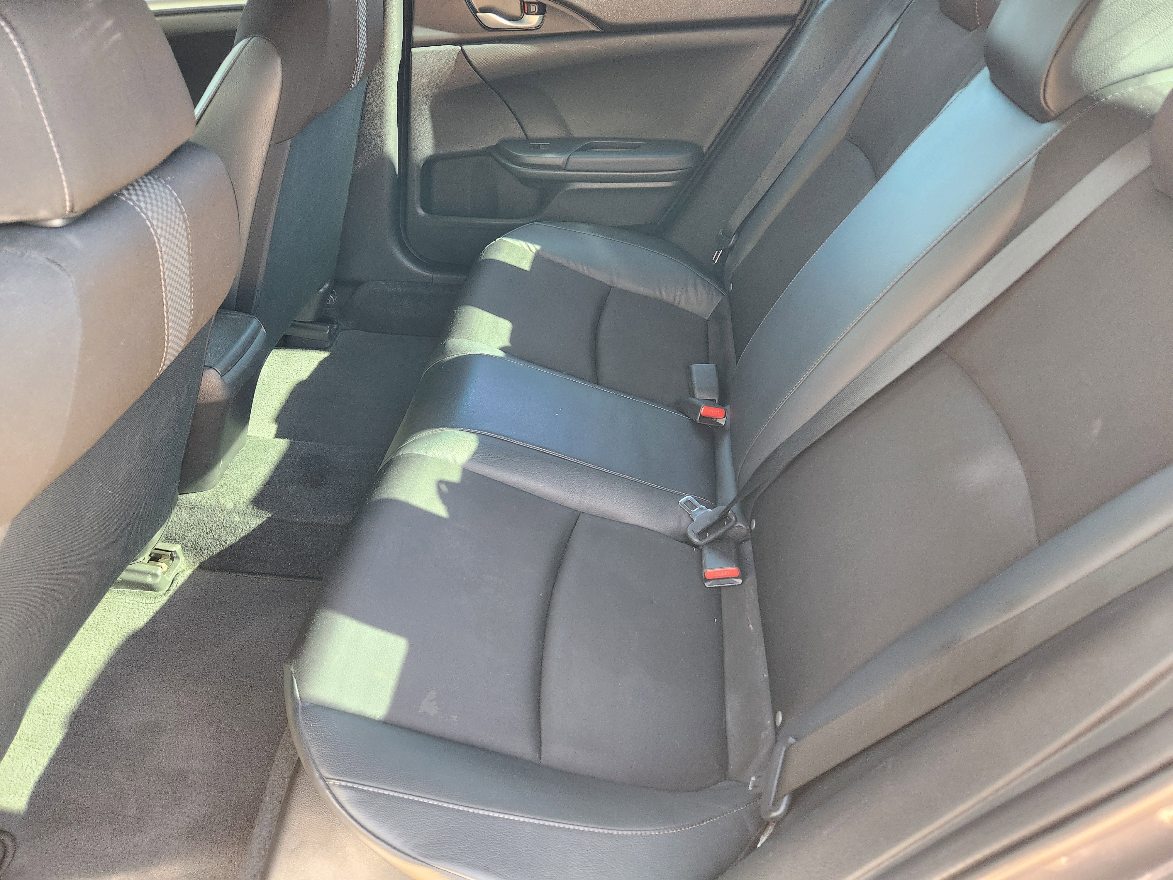 Used 2020 Honda Civic Sport image 28