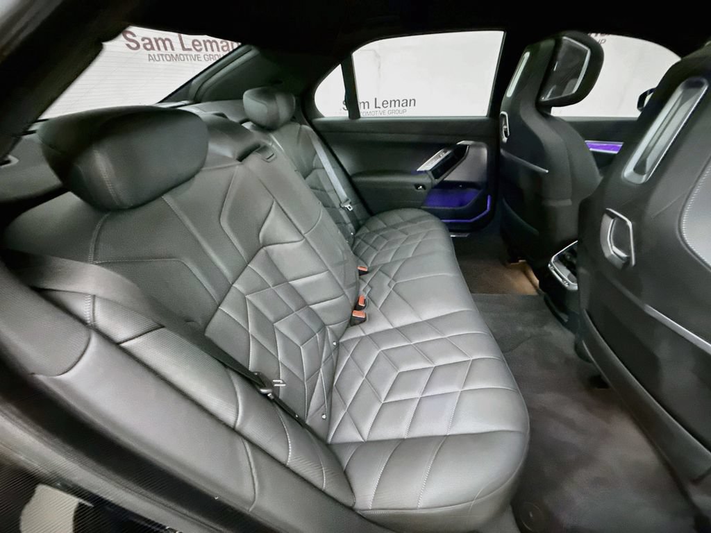 Used 2025 BMW 760i xDrive AWD/4WD image 29