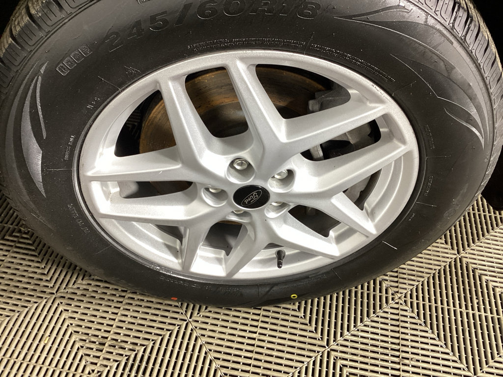 Used 2023 Ford Edge SEL w/ Convenience Package image 7