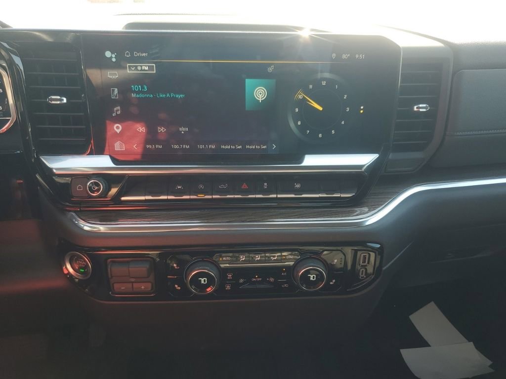 Certified 2024 Chevrolet Silverado 1500 RST AWD/4WD image 24