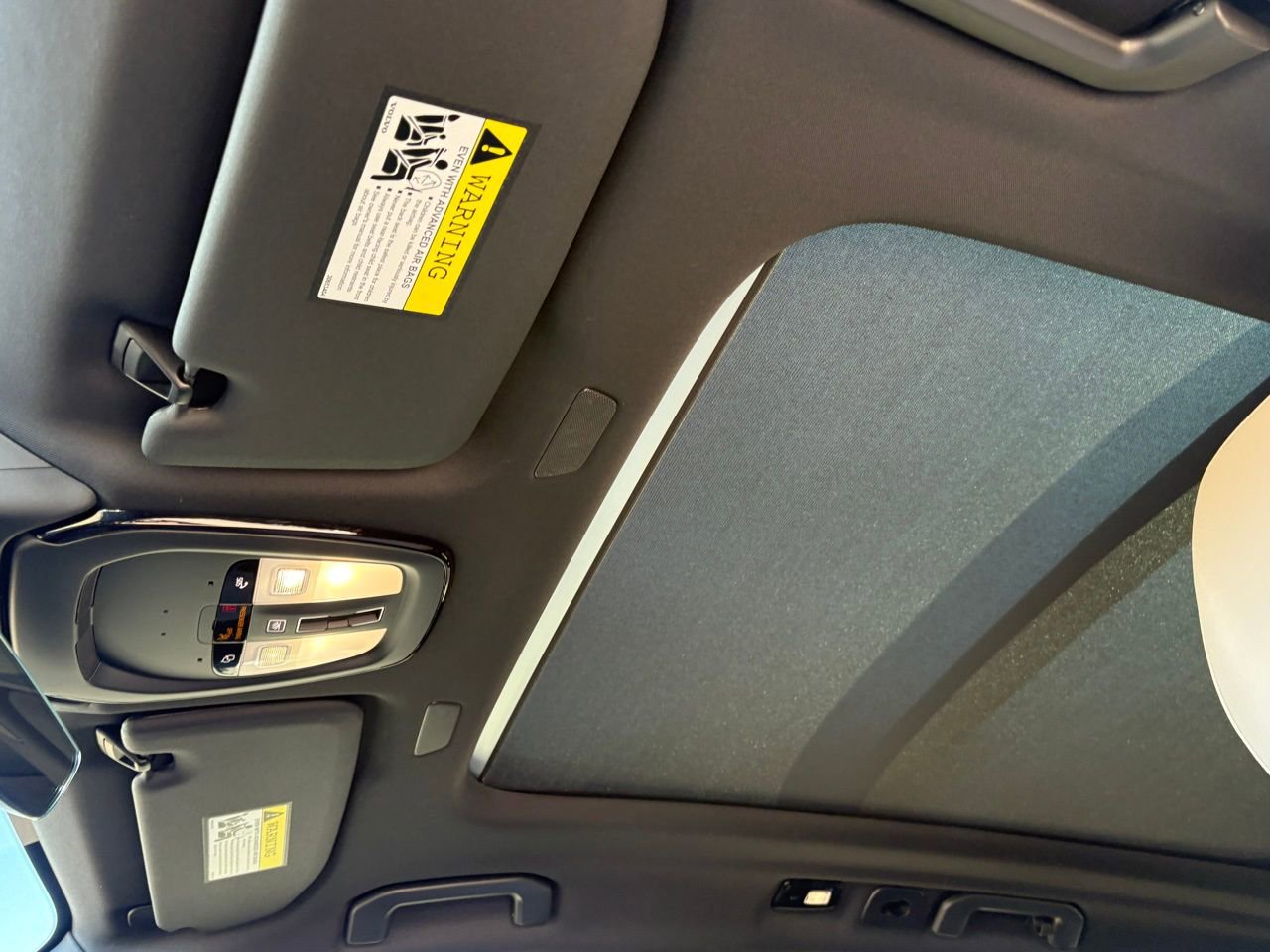 New 2026 Volvo XC60 B5 Core w/ Protection Package Premier image 22