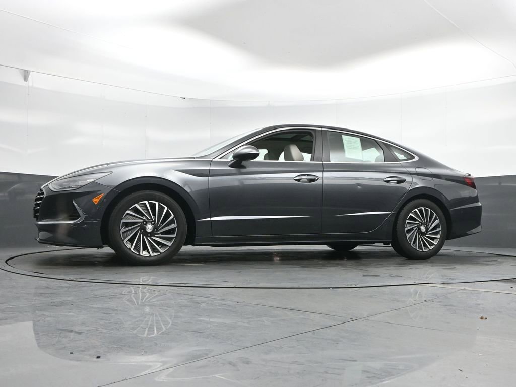 Certified 2023 Hyundai Sonata Limited w/ Cargo Package image 44