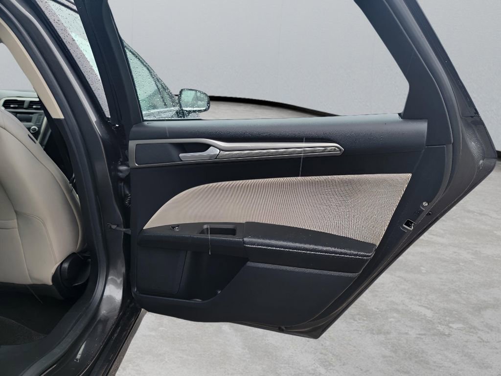 Used 2017 Ford Fusion S image 26